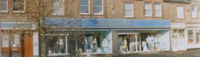 File:Shortlands-shop-bourne-end-1994-1.jpg